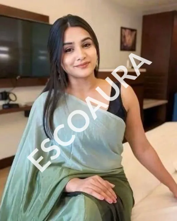 RIYA KHAN  gallery 1